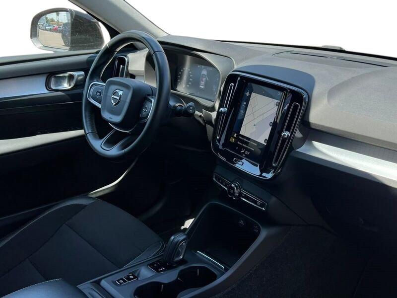Volvo XC40 D3 150 CV AWD Automatica NAVI LED Business Plus