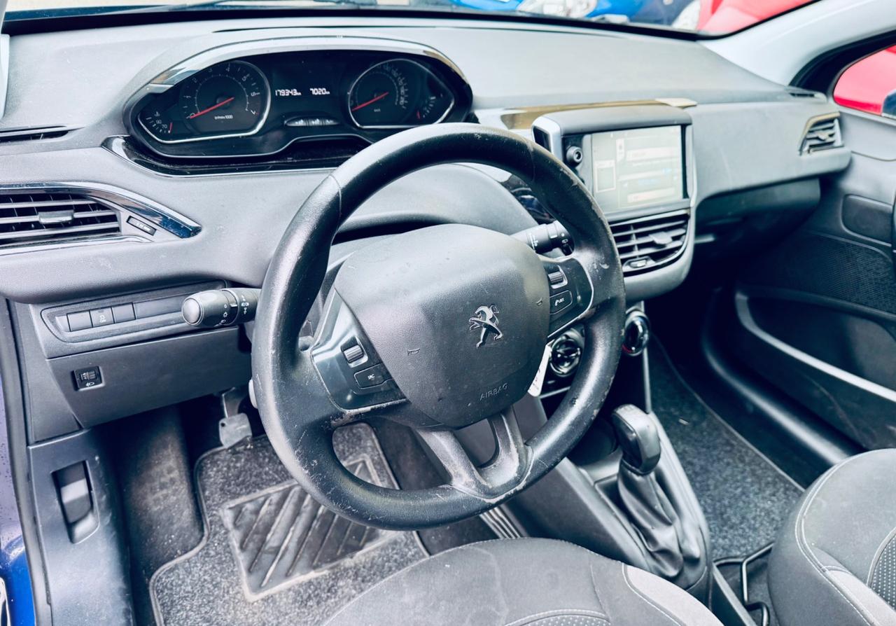 Peugeot 208 1.2 5porte Allure Ok Neopatentati