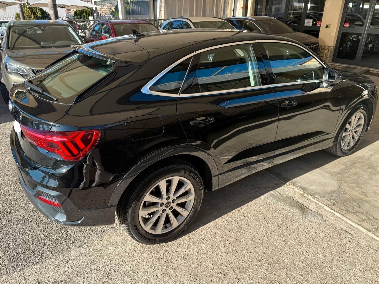 Audi Q3 2022 35 TDI S tronic Business Advanced