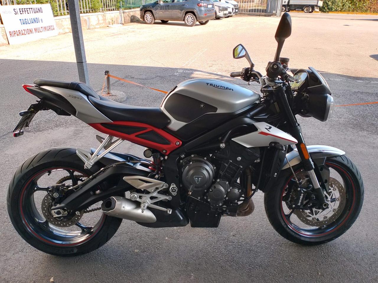 Triumph Street Triple 765 R