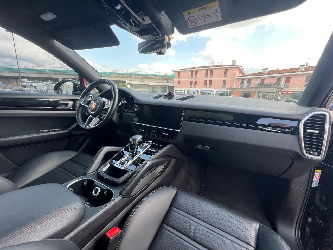 Porsche Cayenne Coupé 3.0 V6
