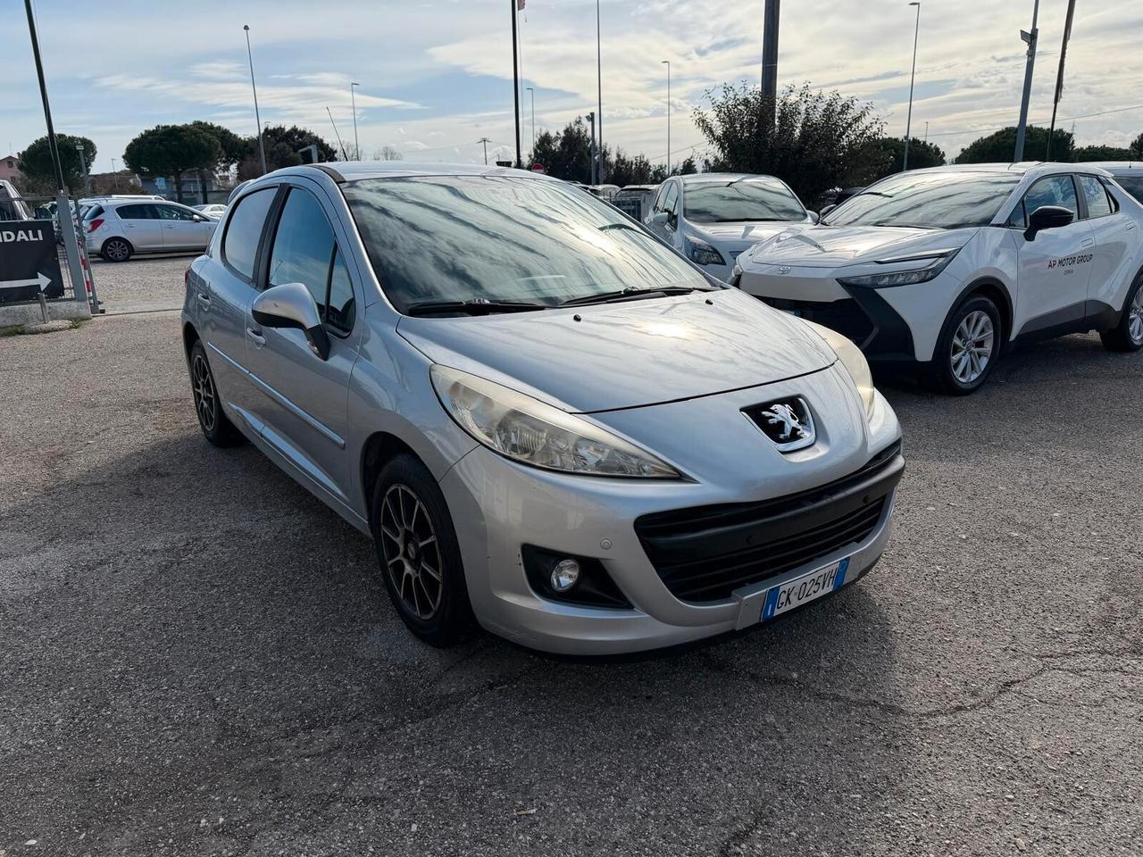Peugeot 207 1.4 8V 75CV 5p. X Line ECO GPL