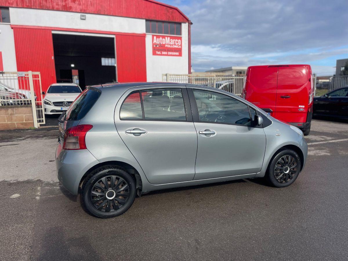 TOYOTA - Yaris - 1.3 5p. Navi