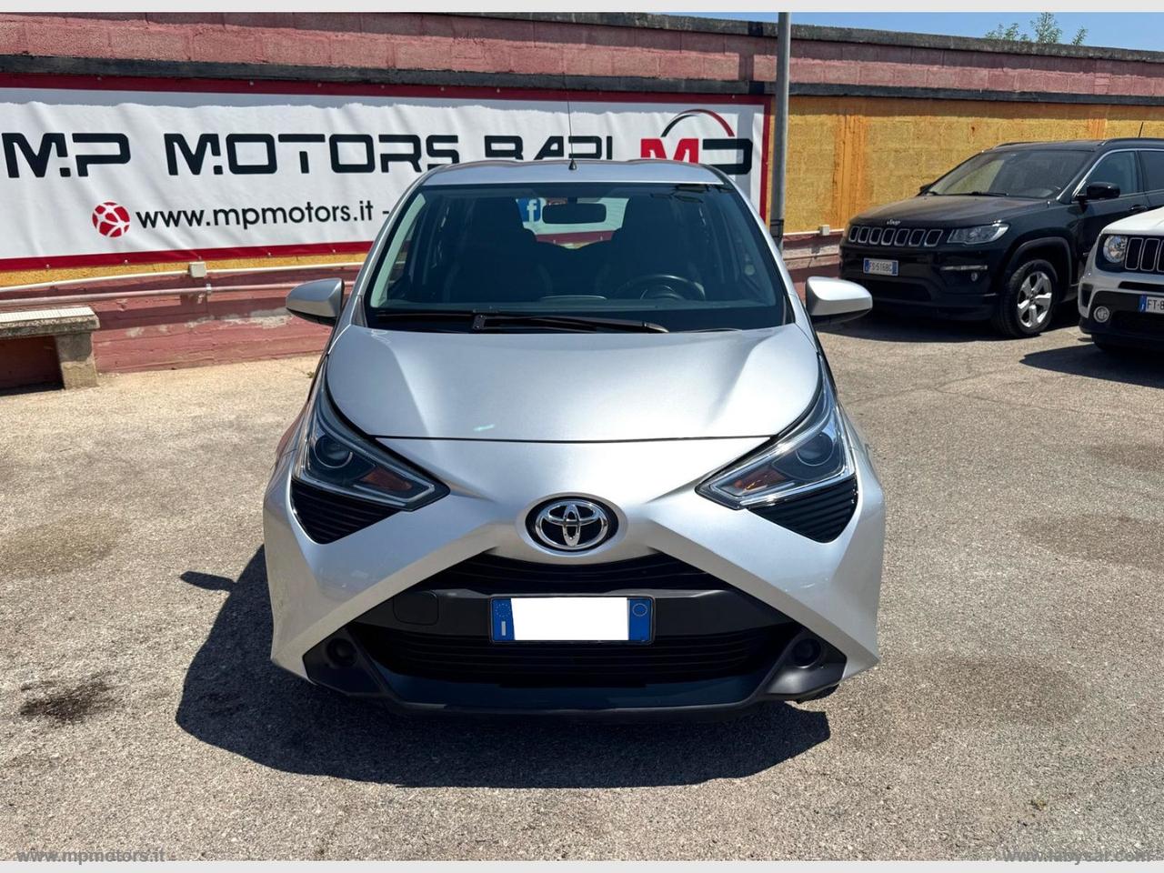 TOYOTA AYGO X-BUSINESS 1.0 72CV 5P. AUTOMATICA