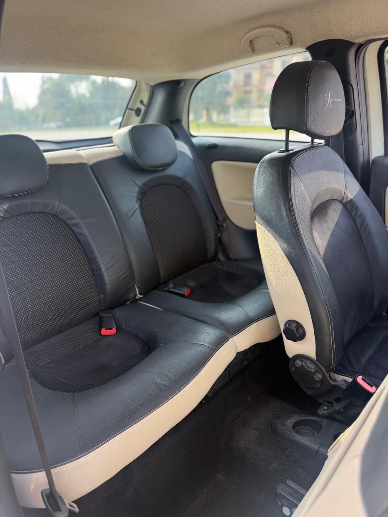 Lancia Ypsilon Ecochic 1.4 benzina GPL Neopatentati