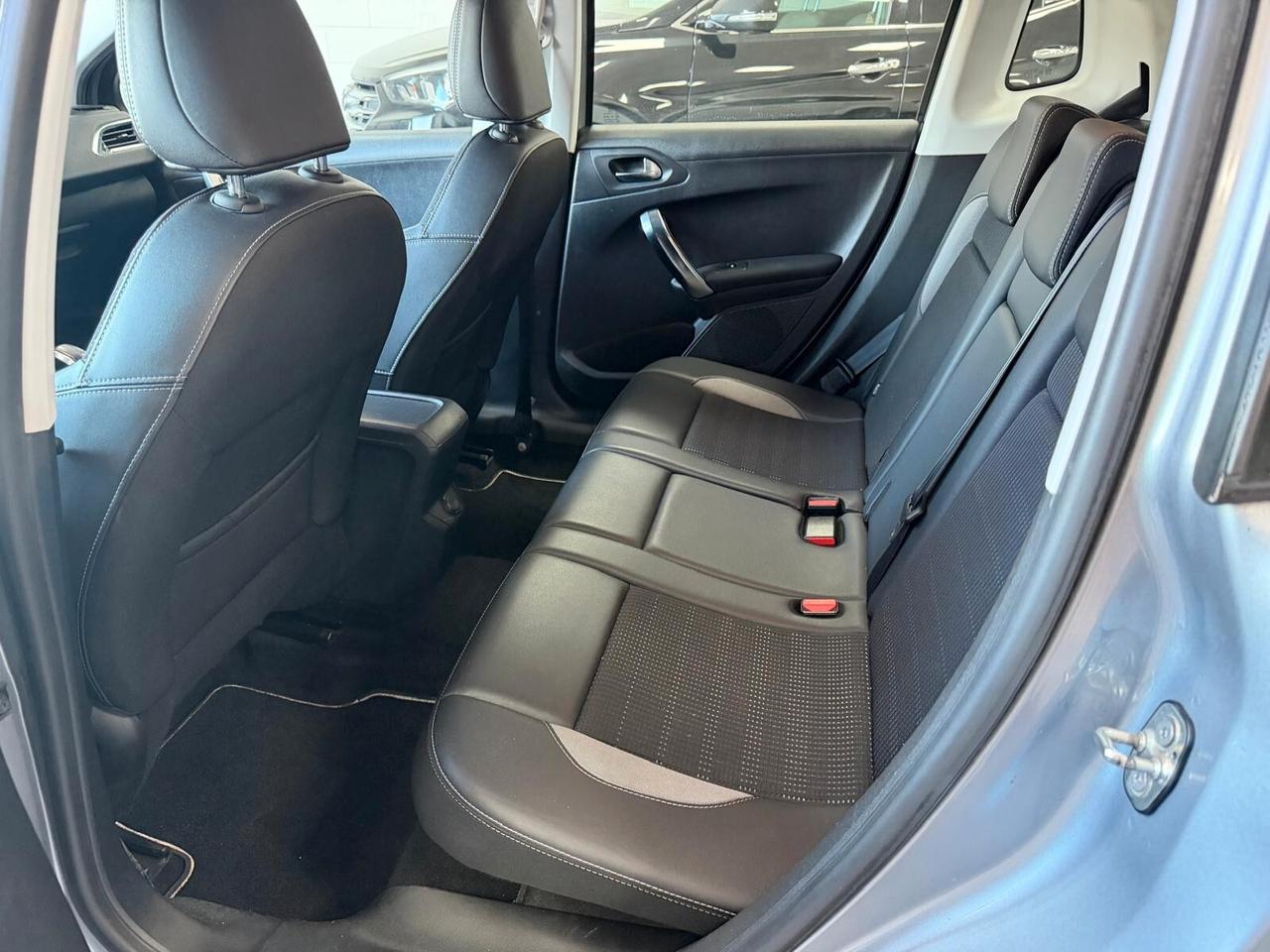 Peugeot 2008 PureTech 82 Access