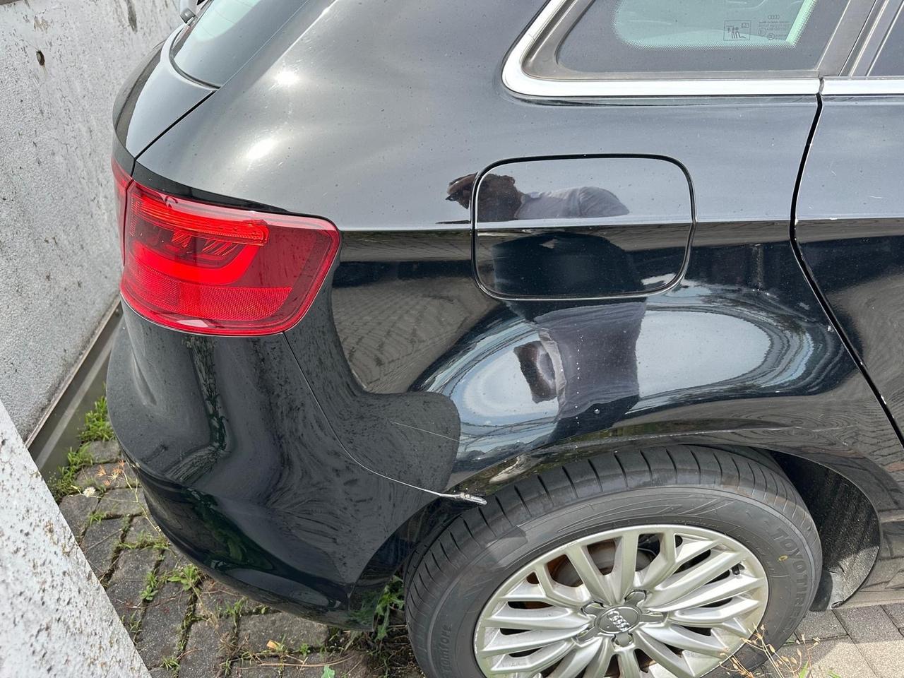 Audi A3 Sedan 1.6 TDI clean diesel S tronic Ambiente