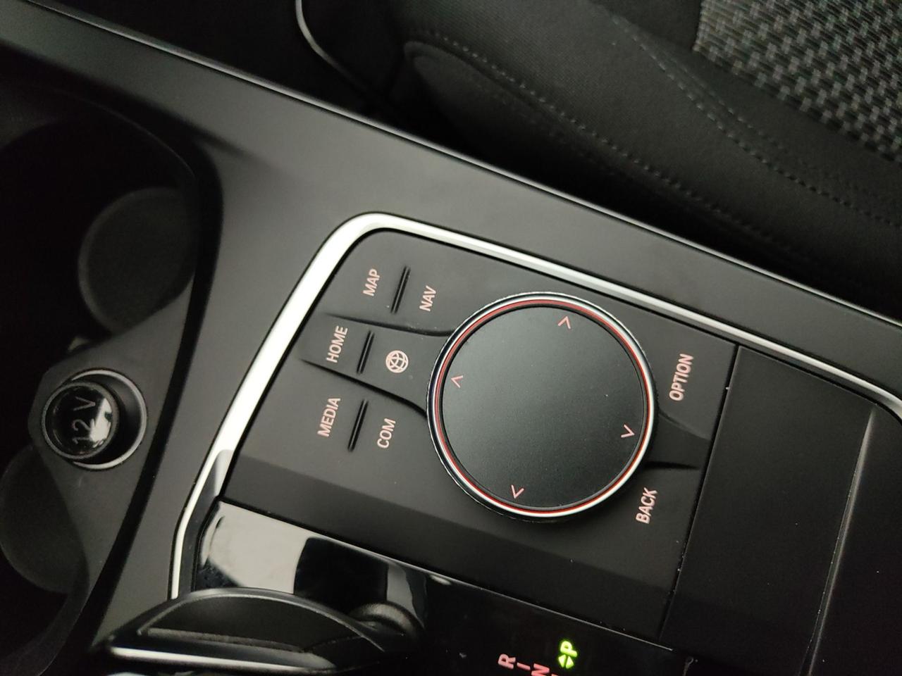 BMW Serie 1 F40 1.5 136CV ADVANTAGE BUSINESS AUTO