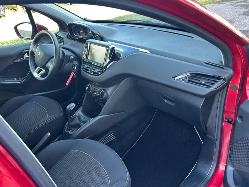 Peugeot 208 208 5p 1.2 puretech Active s&s 82cv neopatentati