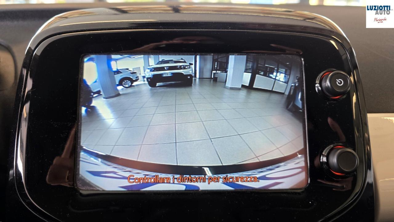 Toyota Aygo 1.0 VVT-i 69 CV 5 porte x-cool