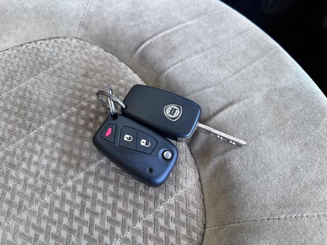 LANCIA Ypsilon 1.2 OK NEOPATENTATI PRONTA CONSEGNA