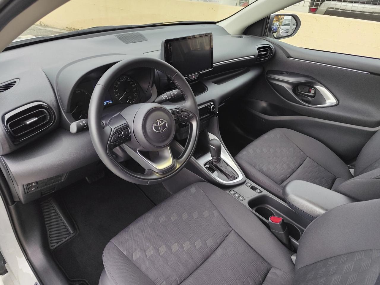 Toyota Yaris 1.5 Hybrid 5 porte Active GARANZIA TOYOTA