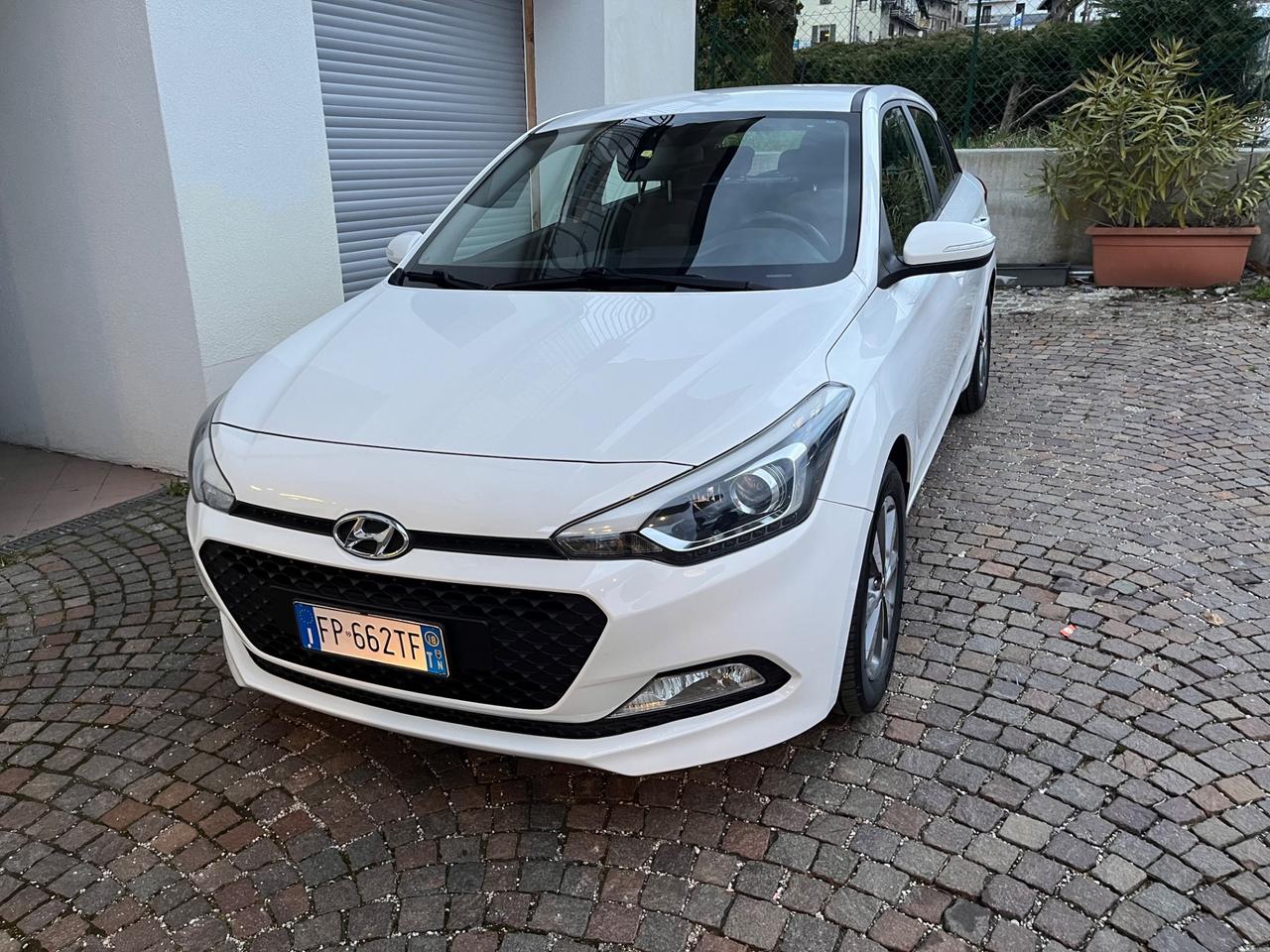 Hyundai i20 1.1 CRDi 12V 5 porte Comfort