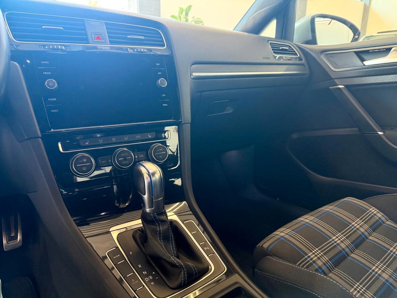 Volkswagen Golf 5p 1.4 tsi Gte plug in Hybrid dsg