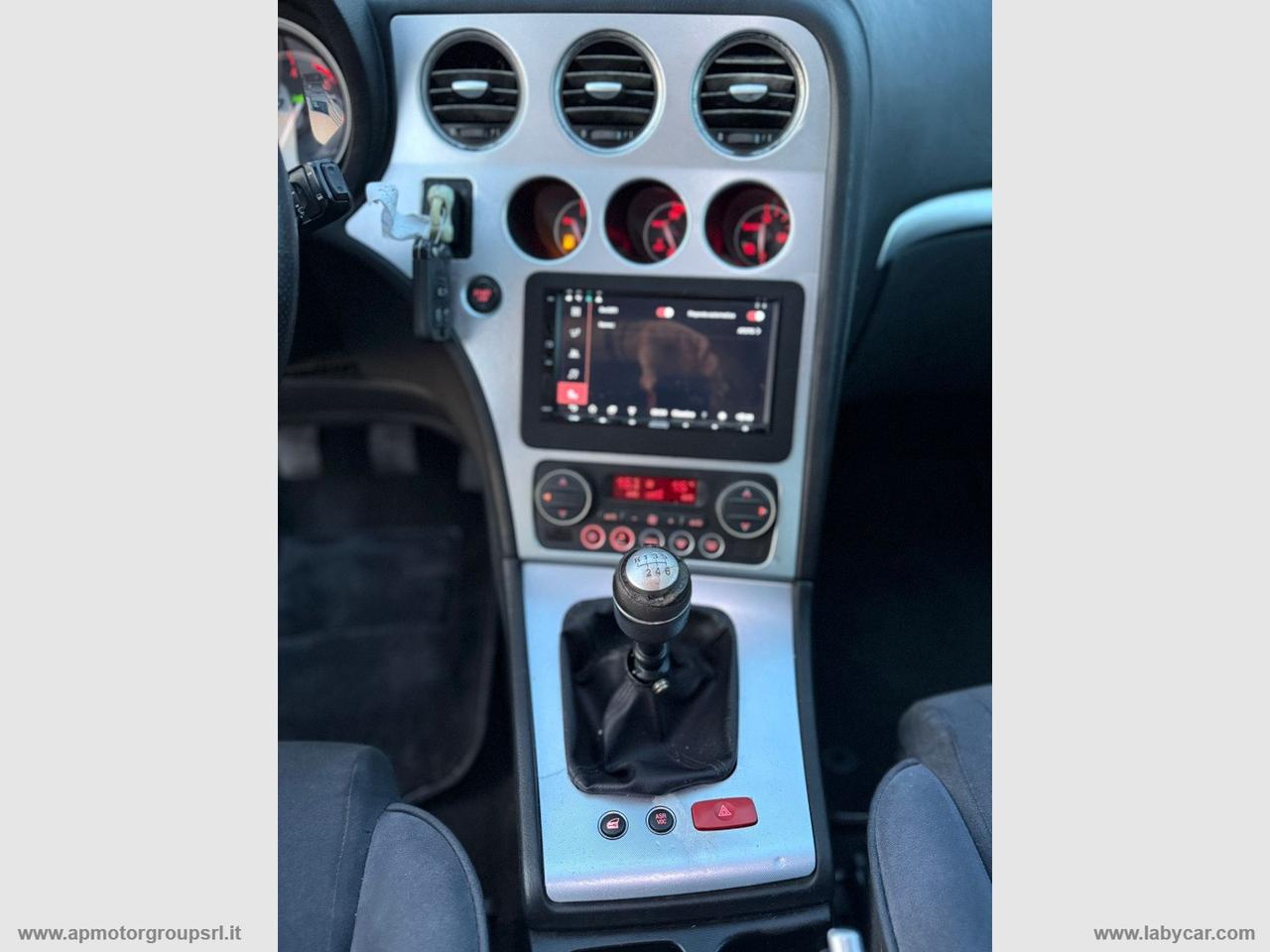 ALFA ROMEO 159 1.9 JTDm 16V Distinctive