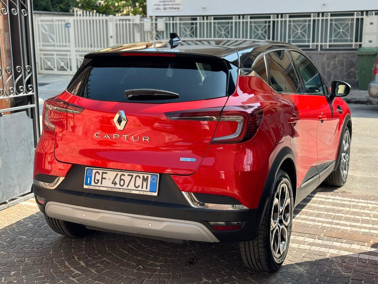 Renault Captur Plug-in Hybrid E-Tech 160 CV Intens
