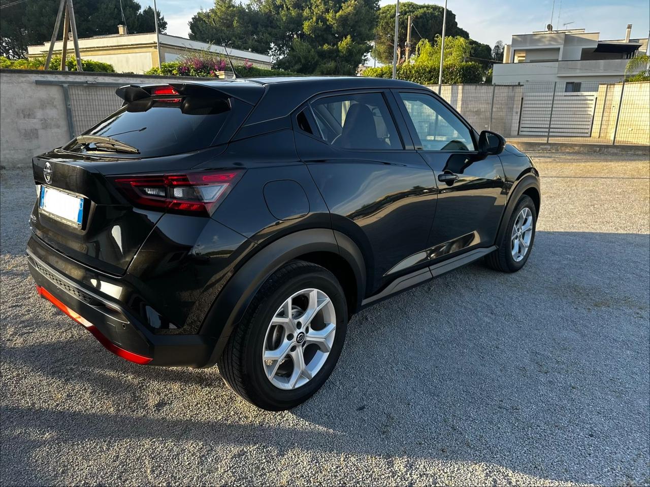 Nissan Juke 1.0 DIG-T 114 CV Tekna