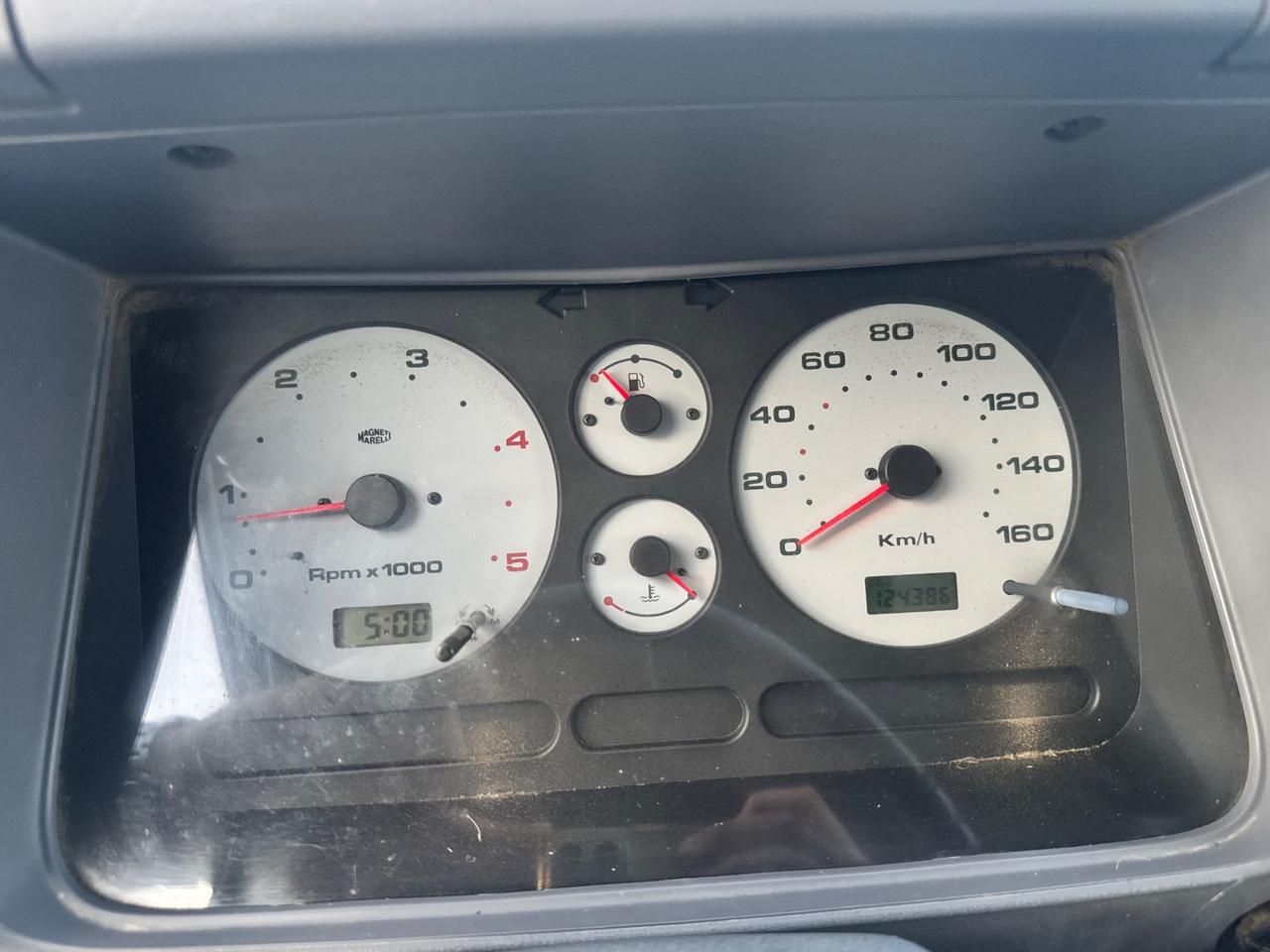 Nissan Cabstar 120.35 3.0 Tdi RIBALTABILE 3 LATI