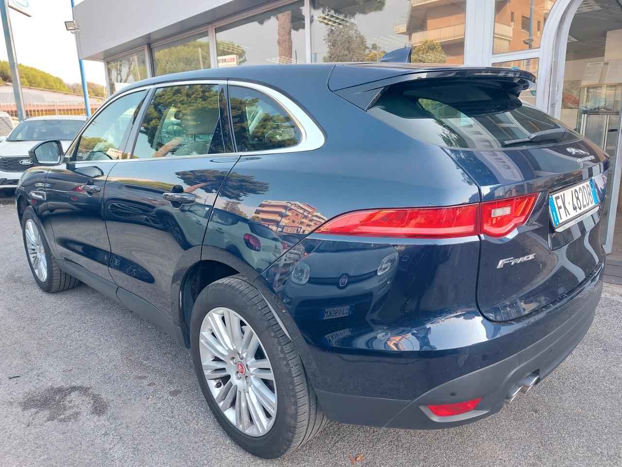 Jaguar F-Pace 2.0 D 180 CV AWD Prestige