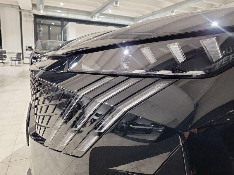 Peugeot 3008 Hybrid 136 e-DCS6 GT