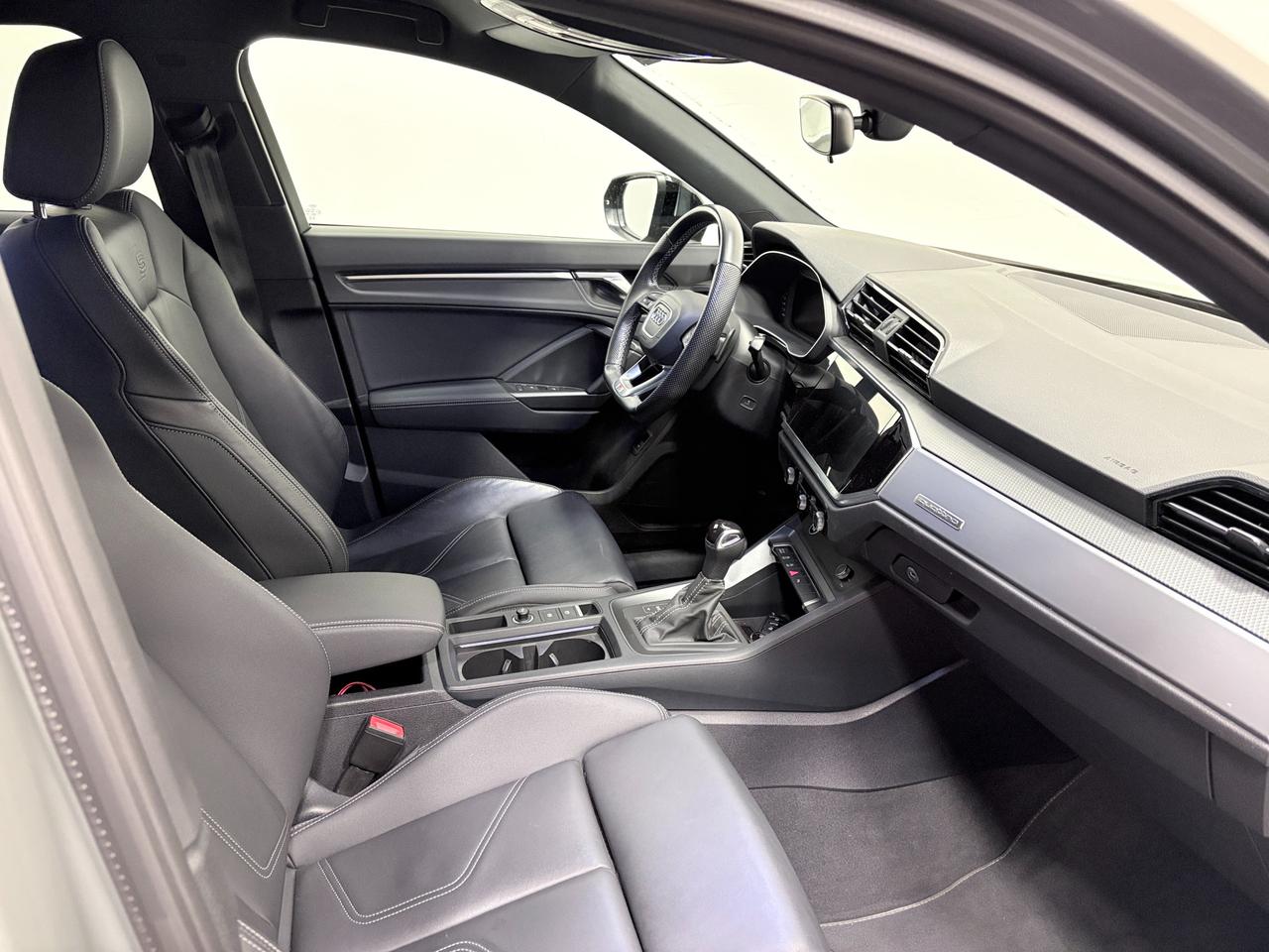AUDI Q3 SPORTBACK 45 TFSI S-TRONIC QUATTRO IDENTITY BLACK