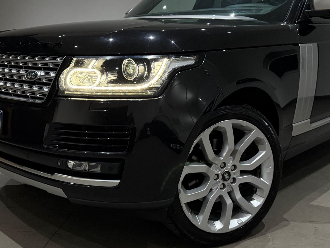 Land Rover Range 3.0 TDV6 Autobiography FULL FULL OPTIONAL