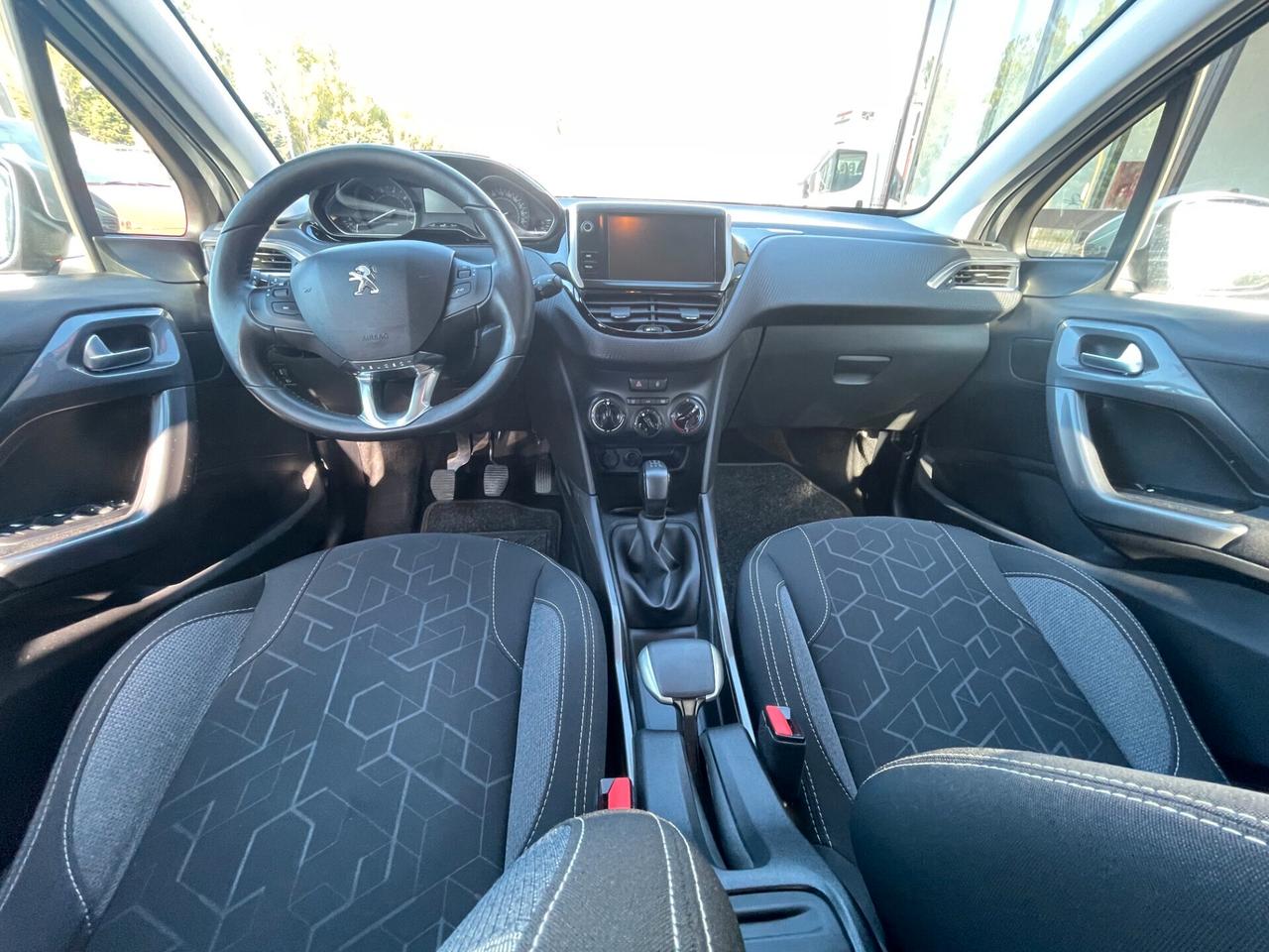 Peugeot 2008 PureTech 82 Active ANCHE X NEOPATENTATI