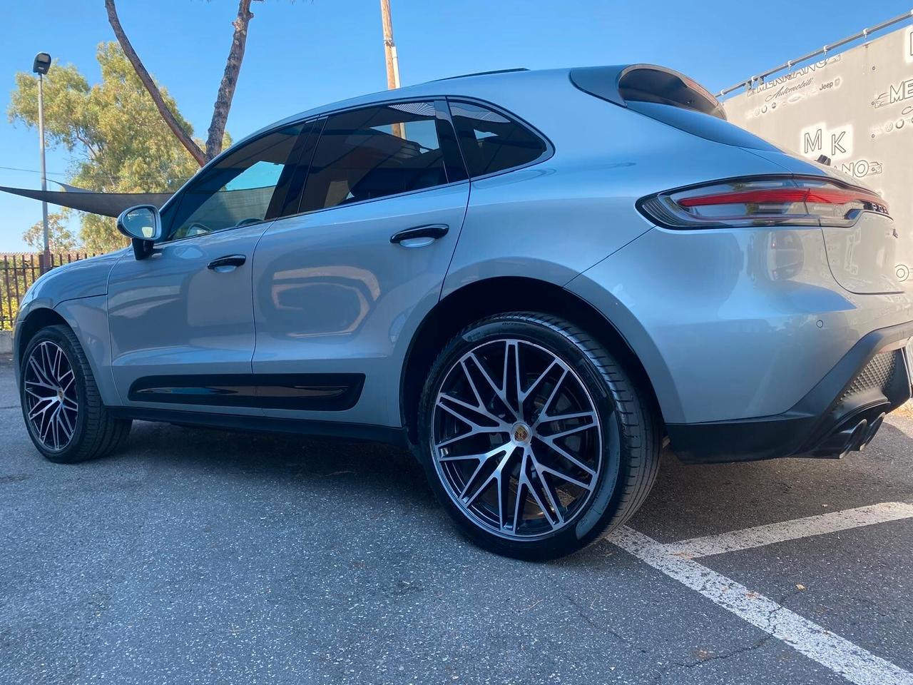 Porsche Macan 2.0 T -TETTO-CRONO- 21"-CAMERA-GARANZIA