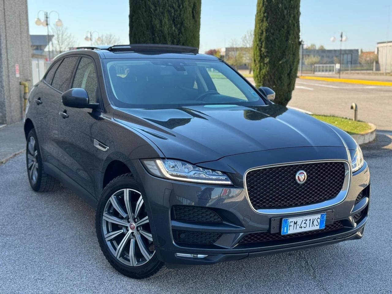 Jaguar F-Pace 2.0 D 180 CV AWD Motore da Controllare