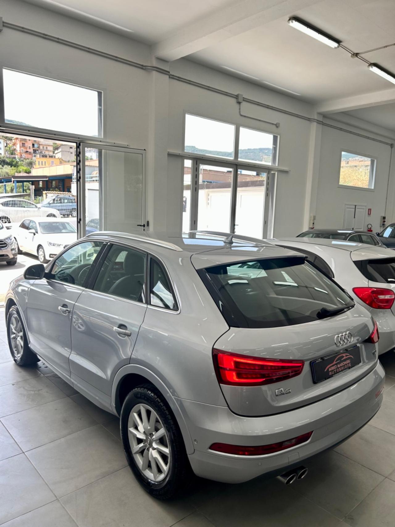 Audi Q3 2.0 TDI 120 CV Sport FINANZIABILE