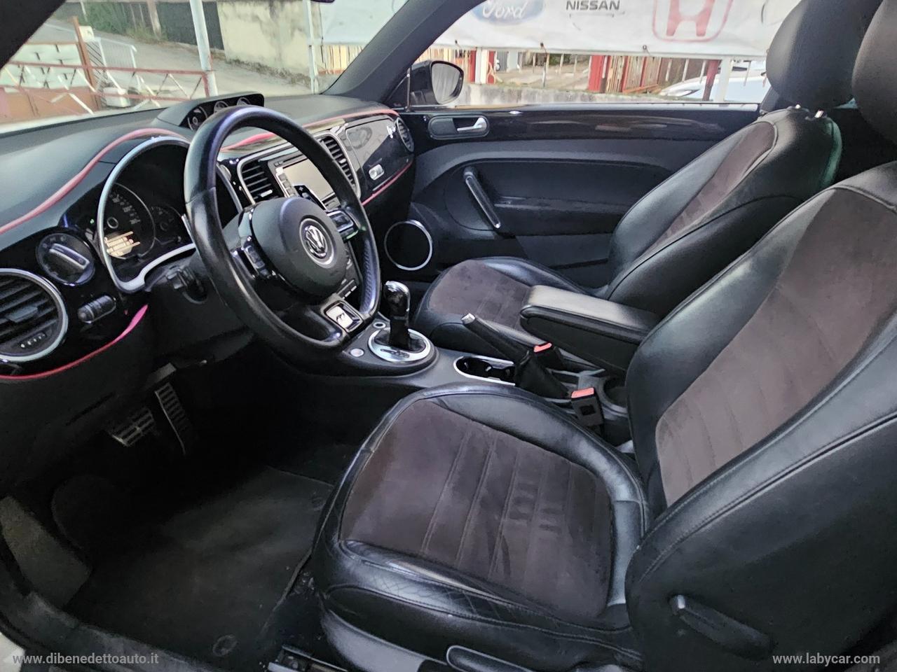 VOLKSWAGEN Maggiolino 2.0 TSI DSG Sport