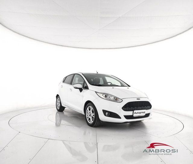 FORD Fiesta 1.5 TDCi 75CV 5 porte Titanium