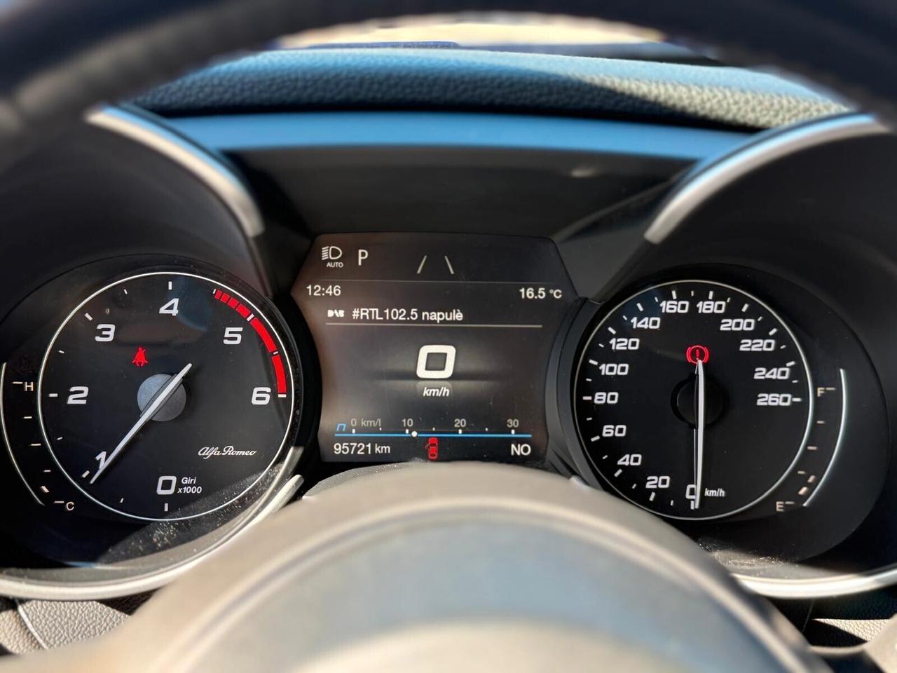 Alfa Giulia 2.2 TD 190 CV AT8 Executive Blu Anodizzato My2021