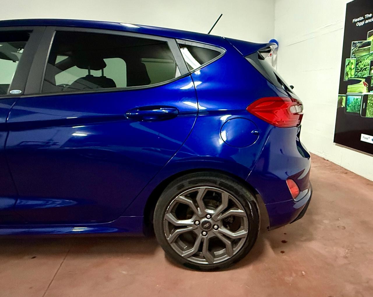 Ford Fiesta 1.5 TDCi 5 porte ST-Line