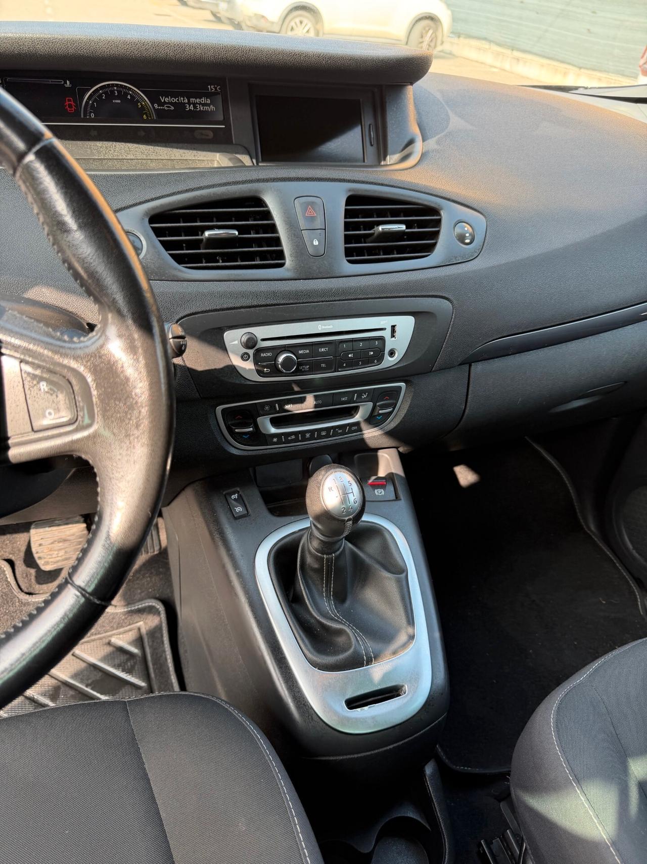 Renault Scenic X-Mod 1.5 dci - NEOP. - NAV. - GARANTITO -