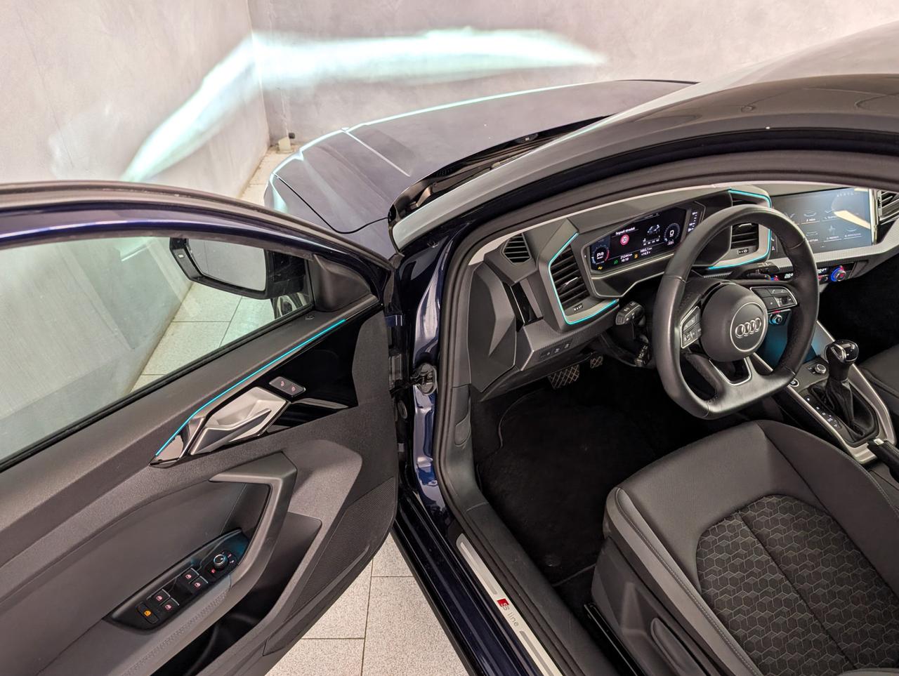 Audi A1 30 TFSI 116cv Adrenalin Black Edition S line