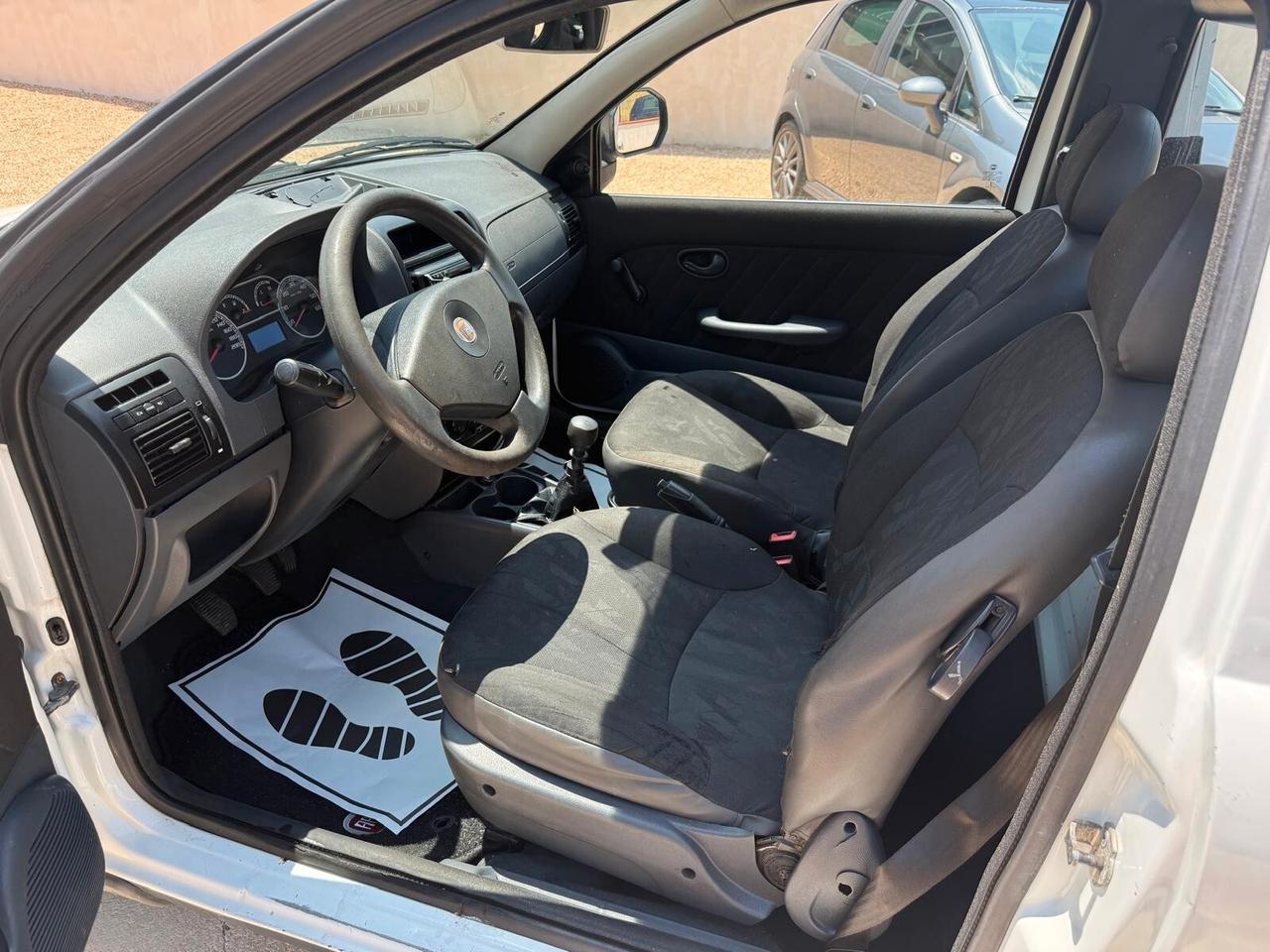Fiat Strada 1.3 MJT 95CV Pick-up Working