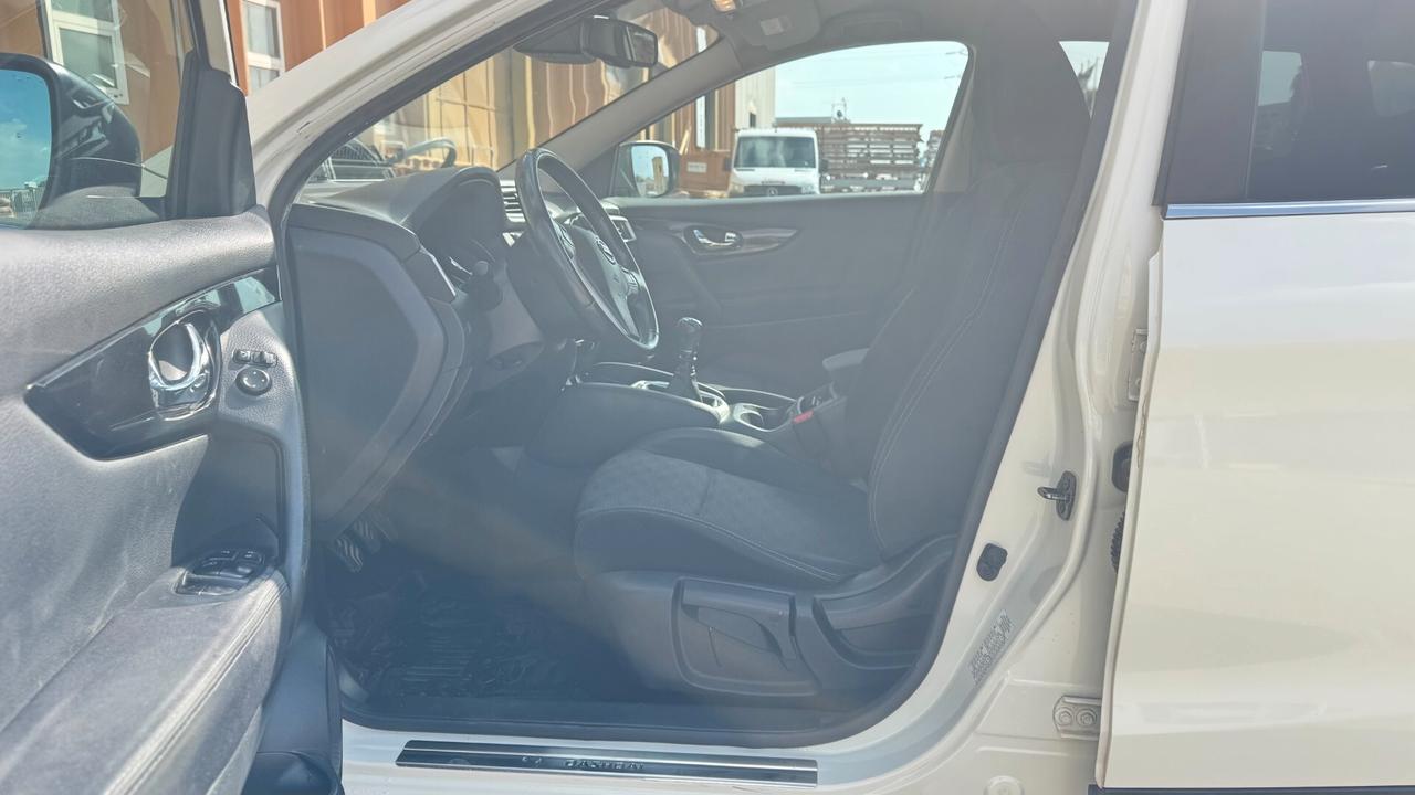 NISSAN QASHQAI 1.4 D 110CV - 2015