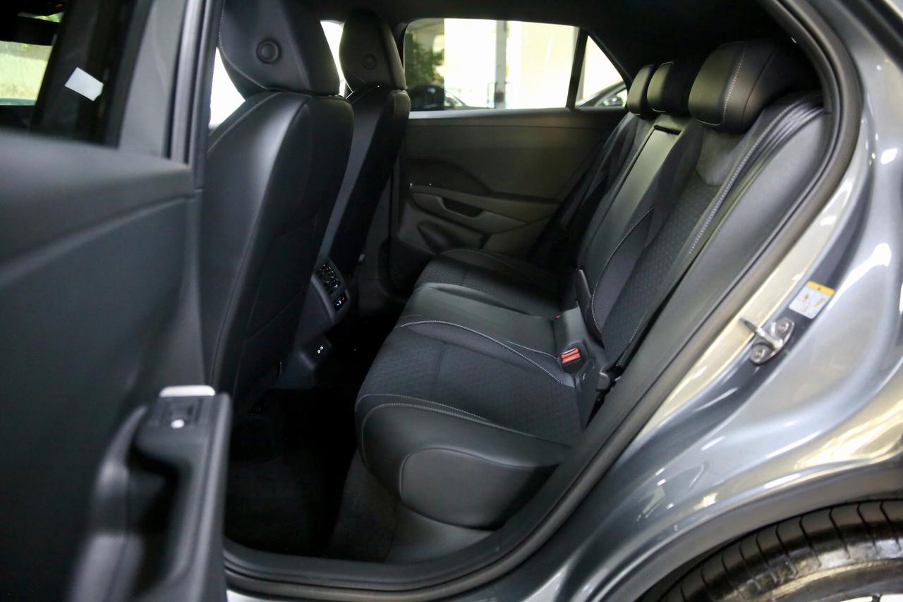 Volkswagen T-Roc R-Line 1.5 eTSI ACT 150 cv DSG_NUOVA_KM0