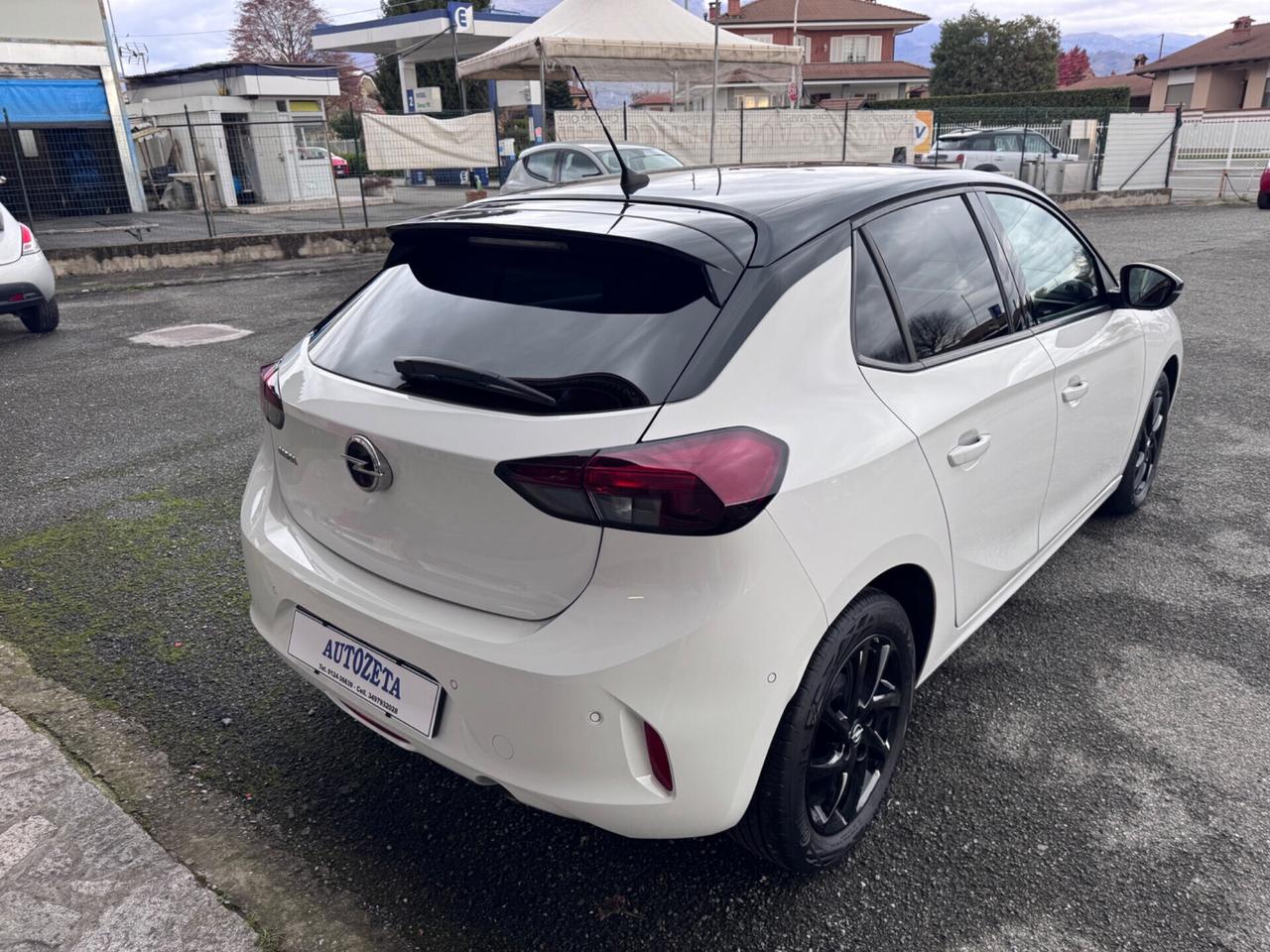 Opel Corsa 1.2 Design & Tech