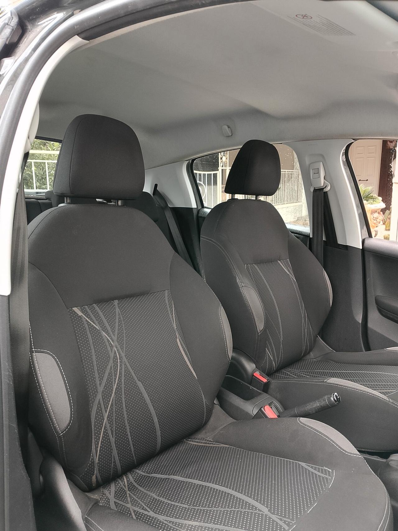 Peugeot 208 1.4 HDi 68 CV 5 porte Allure