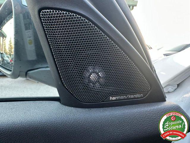 BMW 118 i 5p. Advantage Automatica Led