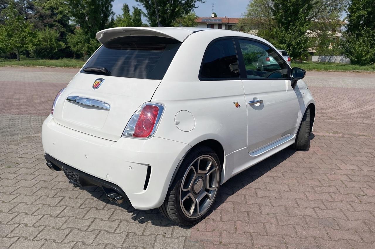 Abarth 500 1.4 Turbo T-Jet Custom