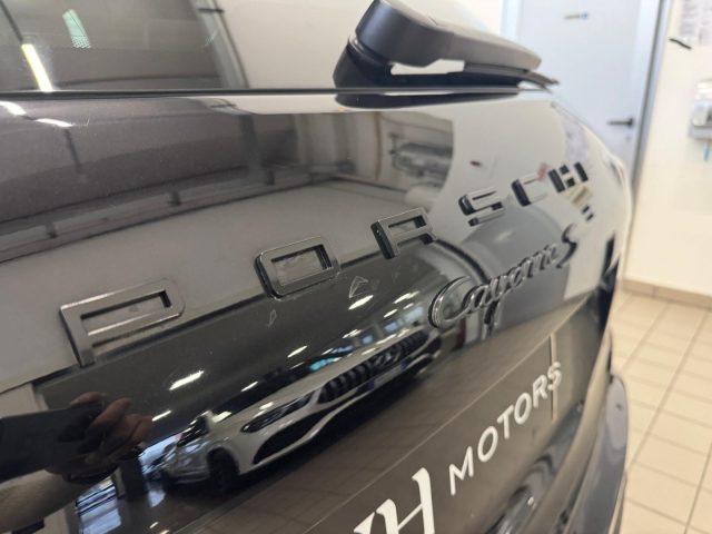 PORSCHE Cayenne 3.0 Diesel //TETTO//SPORT CHRNO//21