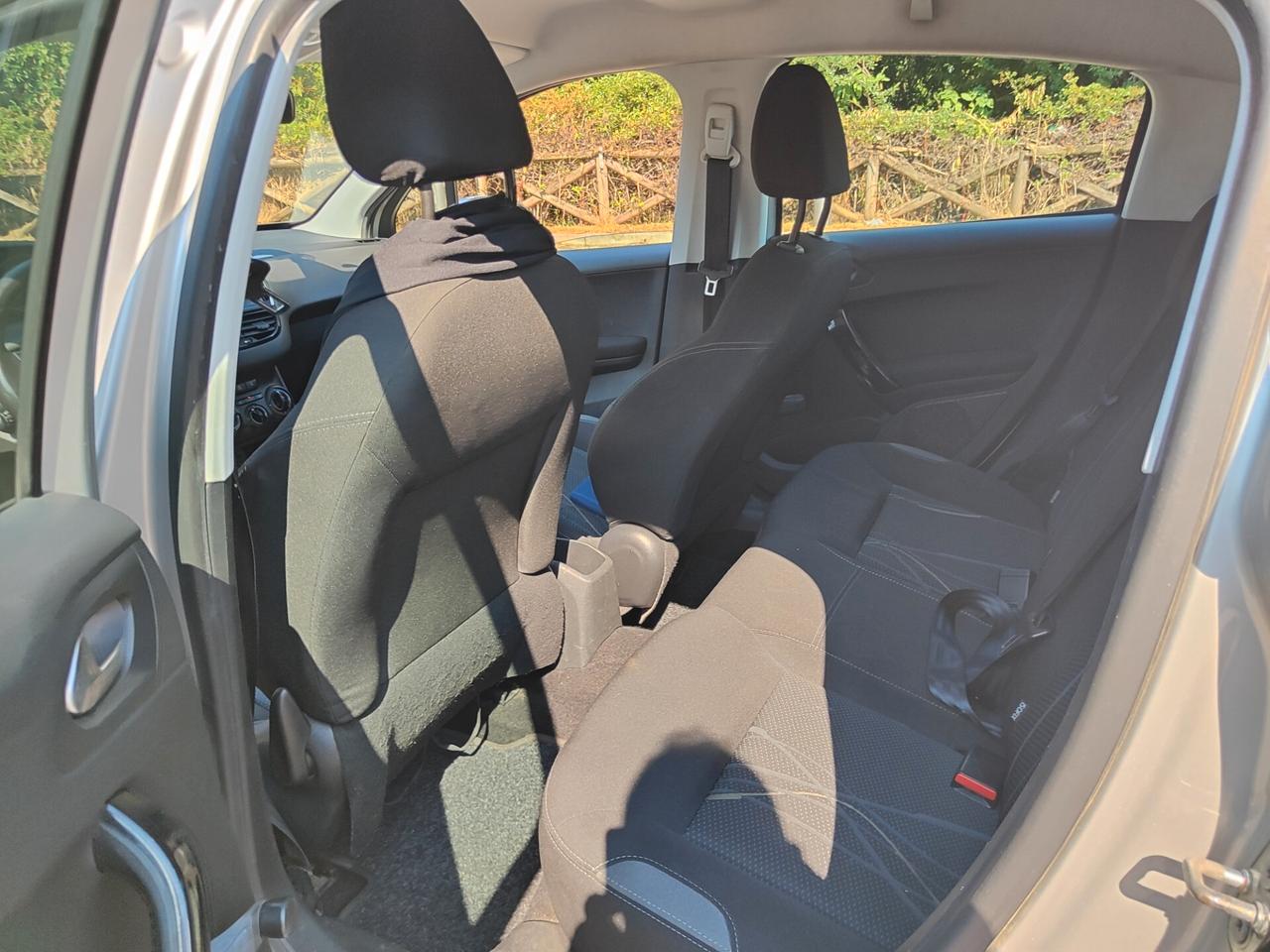 Peugeot 208 1.4 GPL