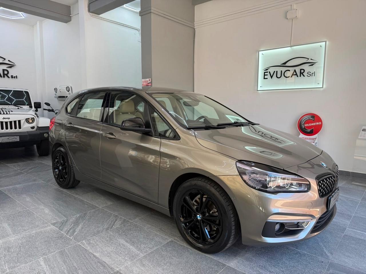 Bmw 2er Active Tourer 218d Luxury