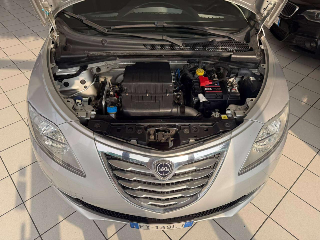 Lancia Ypsilon Ypsilon III 1.2 8v Gold c/CL 69cv E