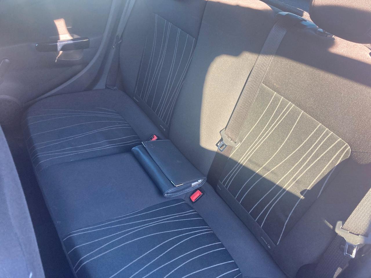 Opel Corsa 1.2 5 porte Cosmo
