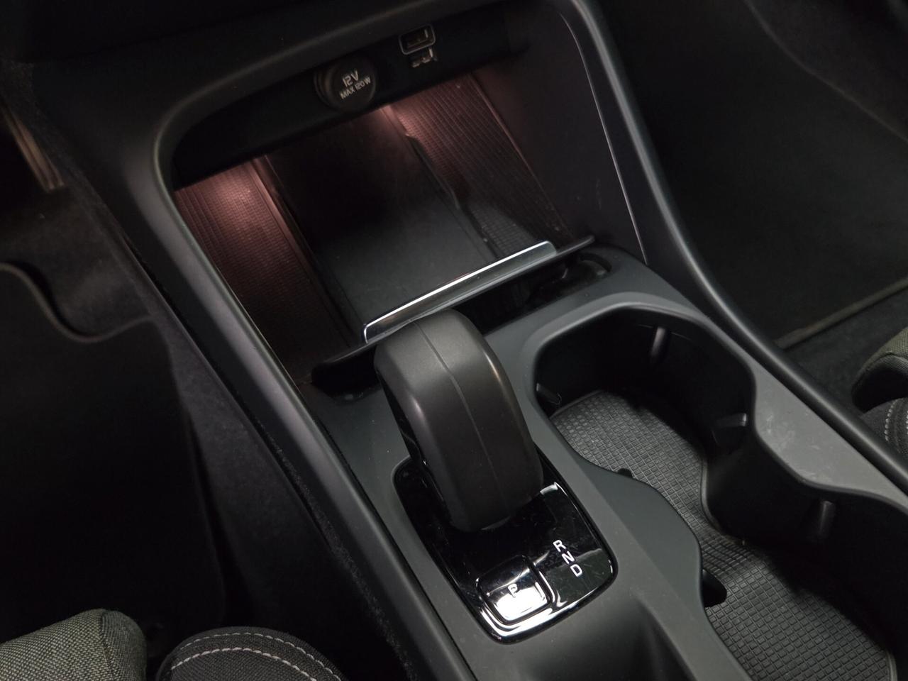 Volvo XC40 T4 Recharge Plug-in Hybrid automatico Core AUTOCARRO N1