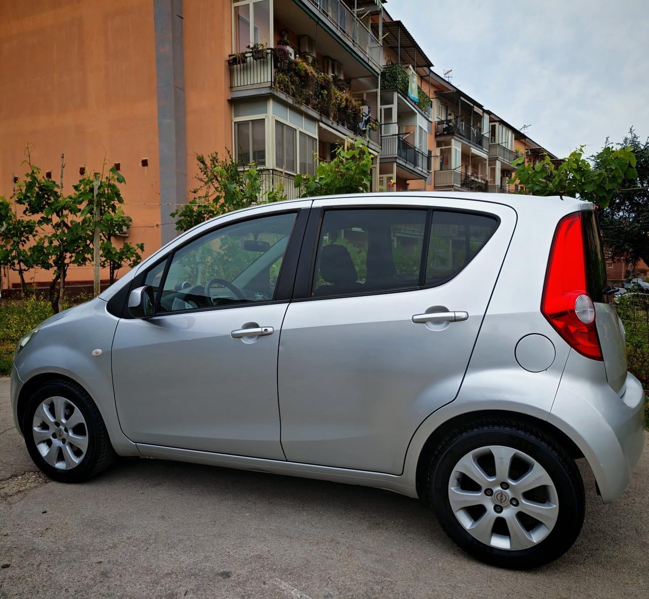 54000 km !! Opel Agila 1.2 benzina 4 cilindri